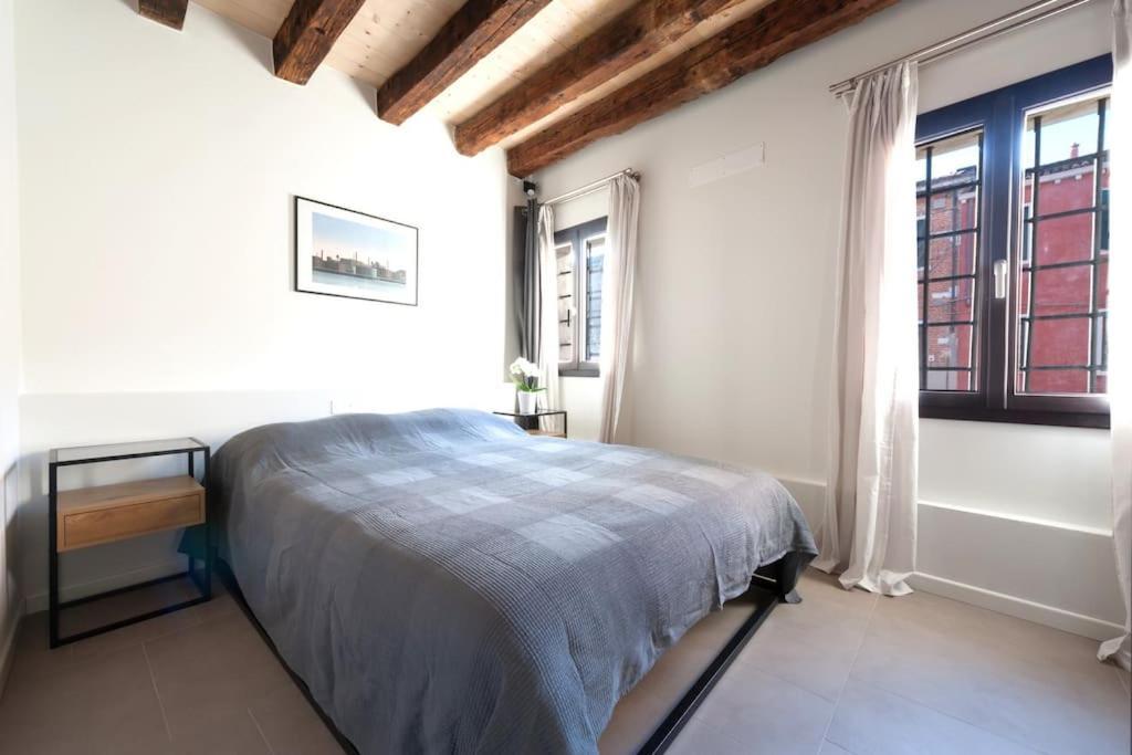 Apartamento Ca' Ferrando, Brand New Apartment, Experienced Host! *